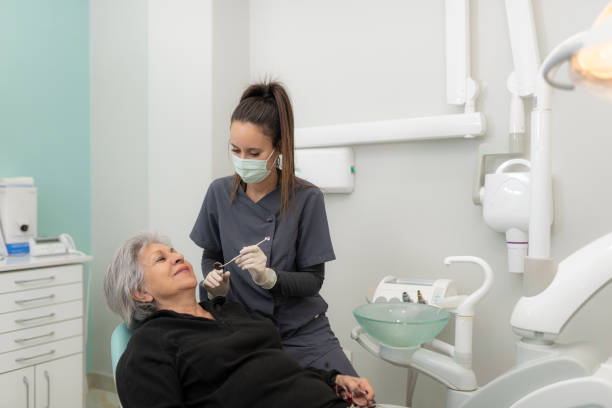 Best Cosmetic Emergency Dentistry in Alturas, FL